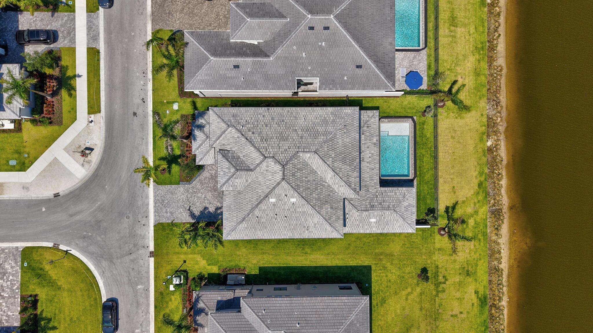 LOTUS EDGE - Residential