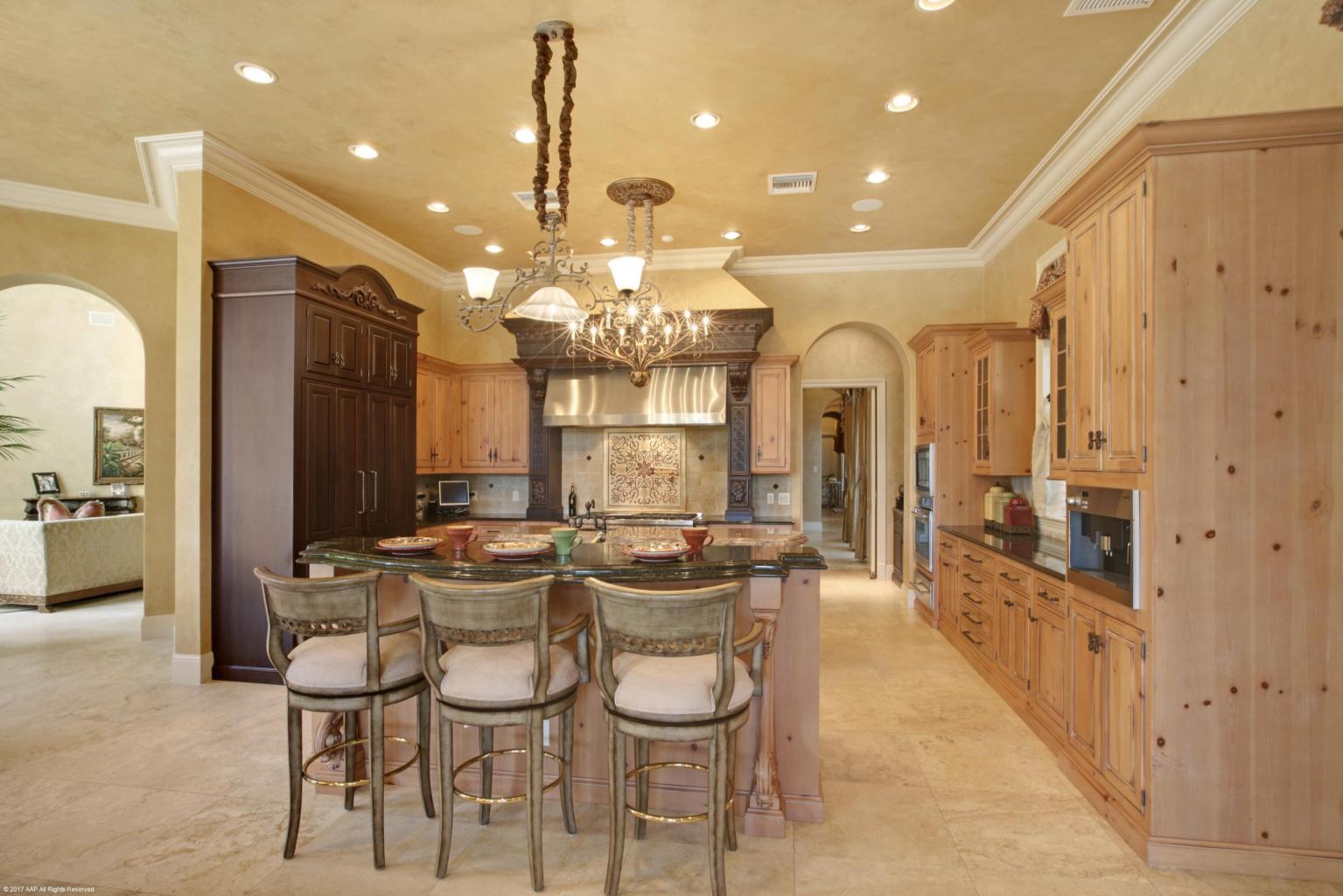 ADMIRALS COVE - Residential