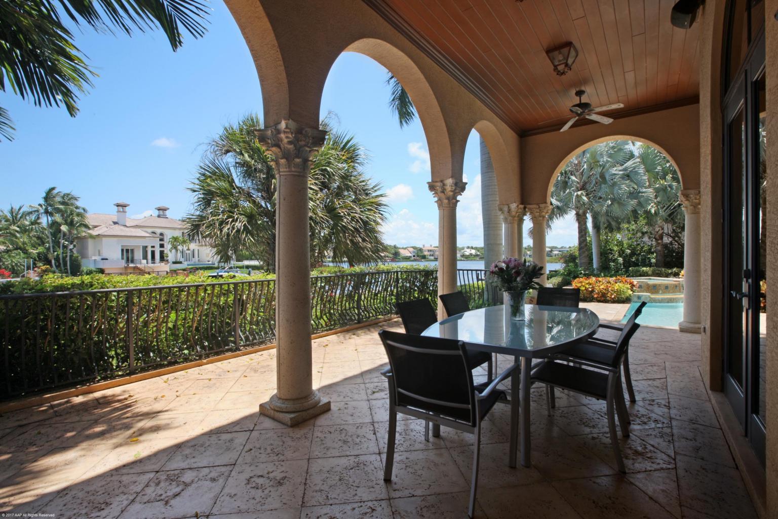 ADMIRALS COVE - Residential