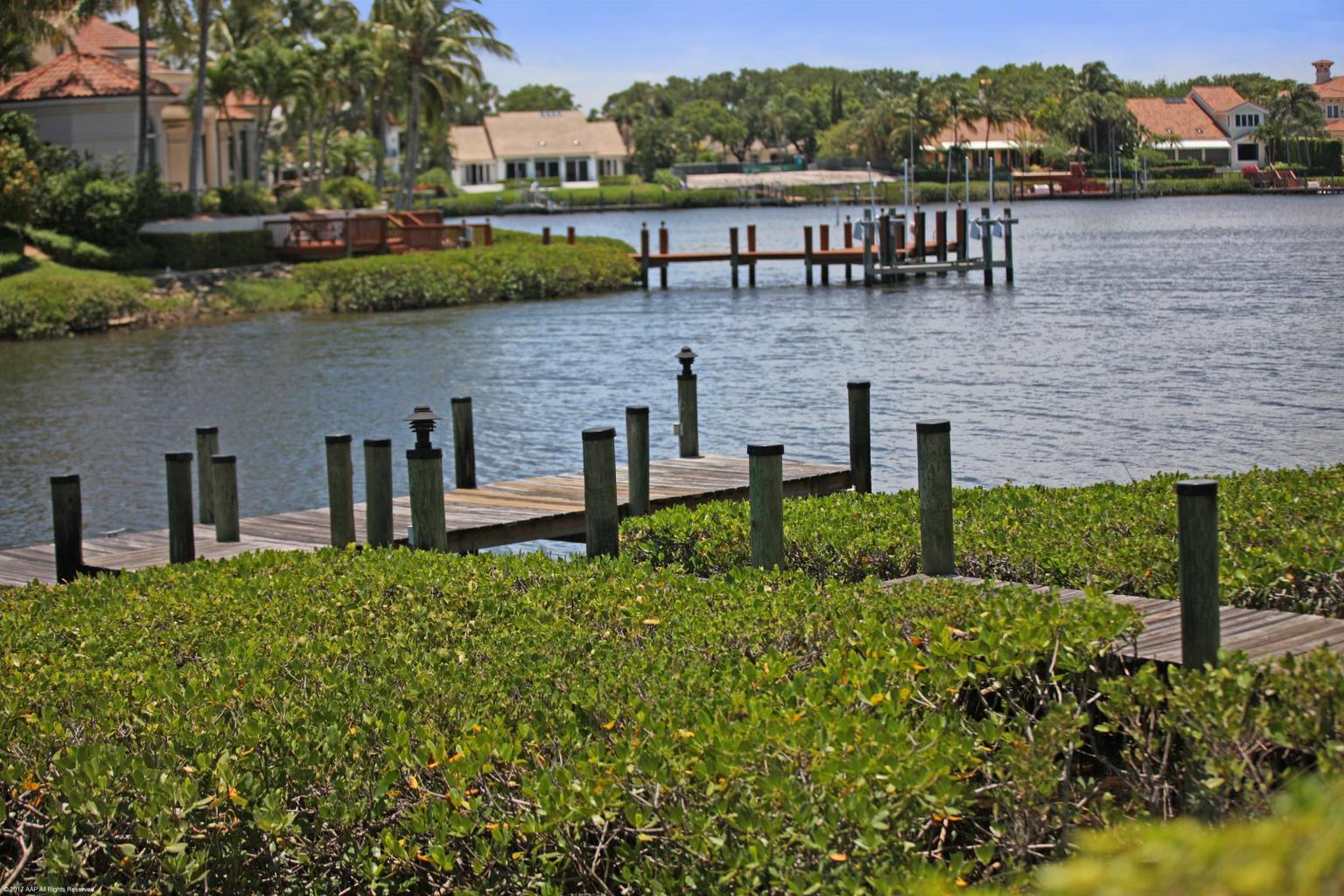 ADMIRALS COVE - Residential