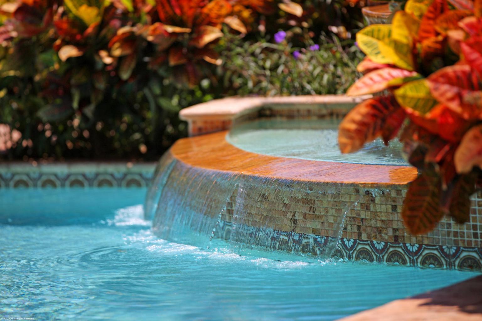 ADMIRALS COVE - Residential