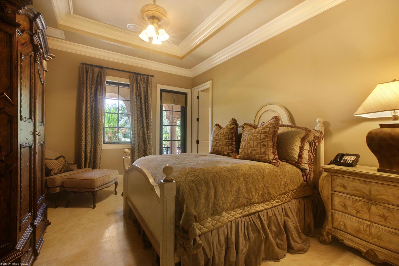 ADMIRALS COVE - Residential