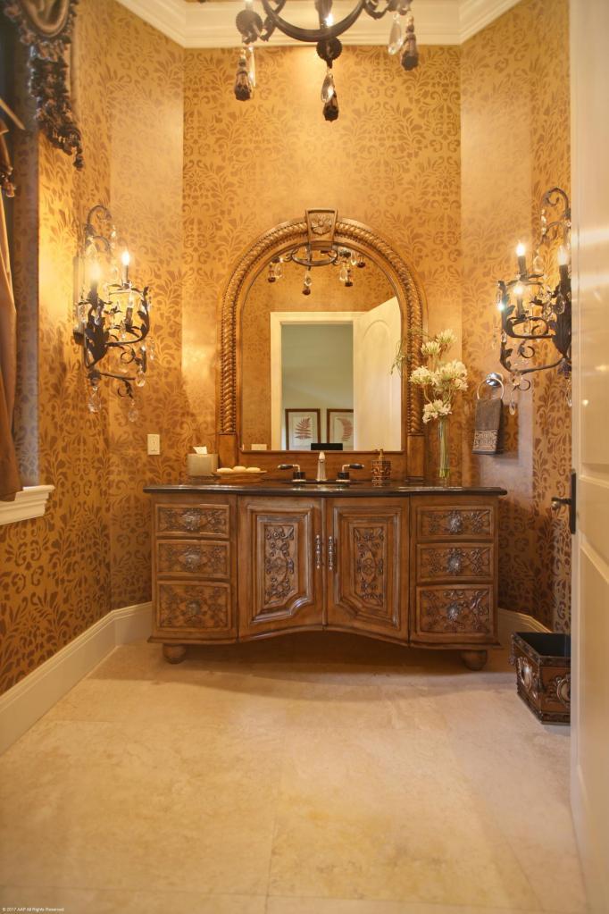 ADMIRALS COVE - Residential