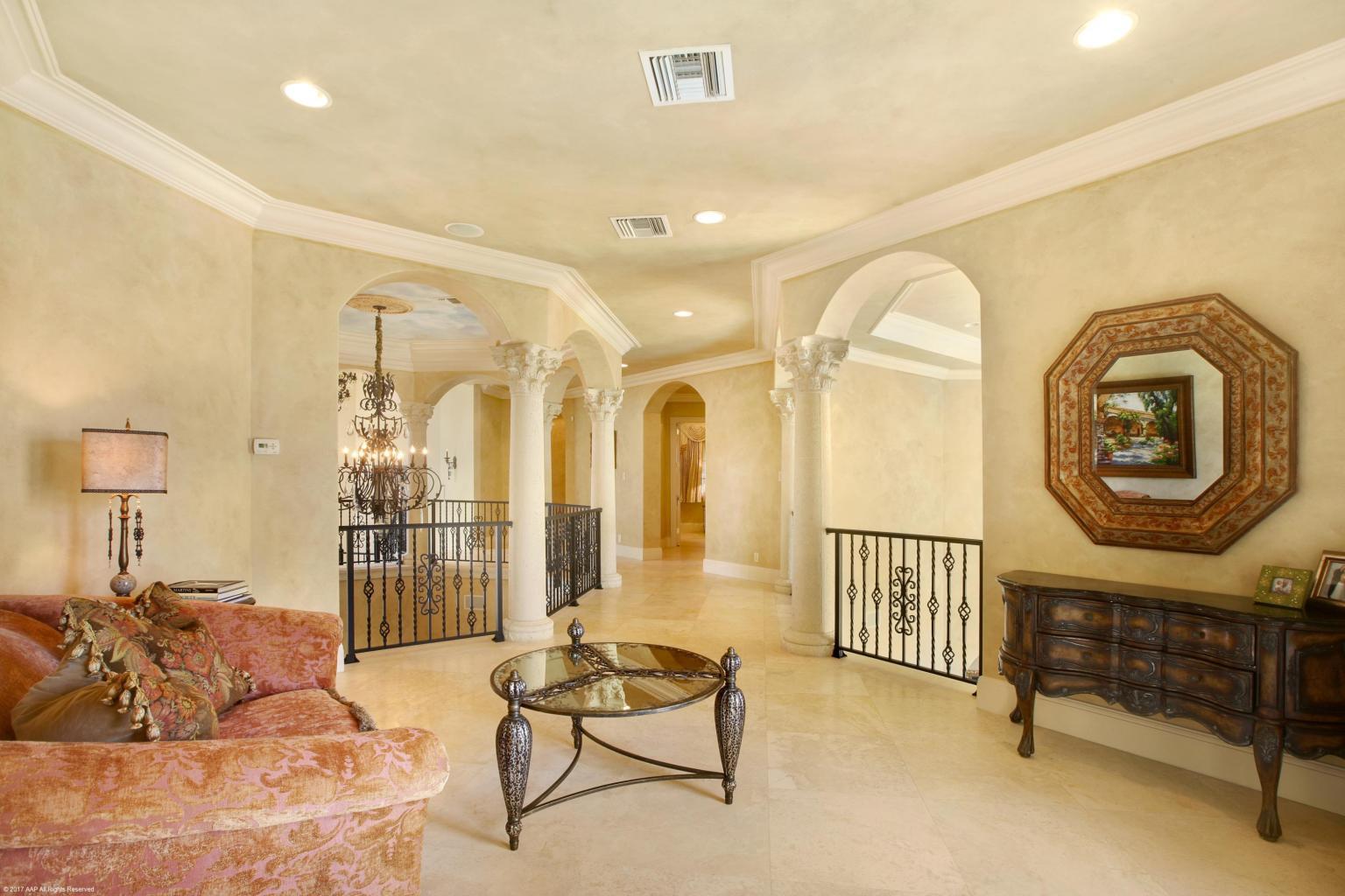 ADMIRALS COVE - Residential