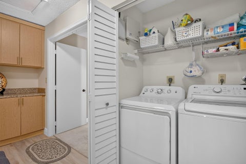 Tiny photo for 1991 Discovery Circle E, Deerfield Beach, FL 33442 (MLS # B26087290)