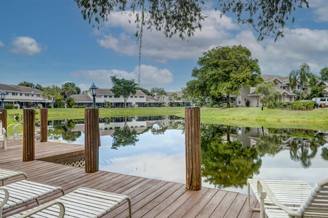 Tiny photo for 1991 Discovery Circle E, Deerfield Beach, FL 33442 (MLS # B26087290)