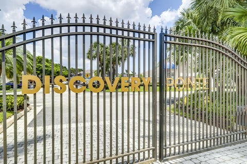 Tiny photo for 1991 Discovery Circle E, Deerfield Beach, FL 33442 (MLS # B26087290)