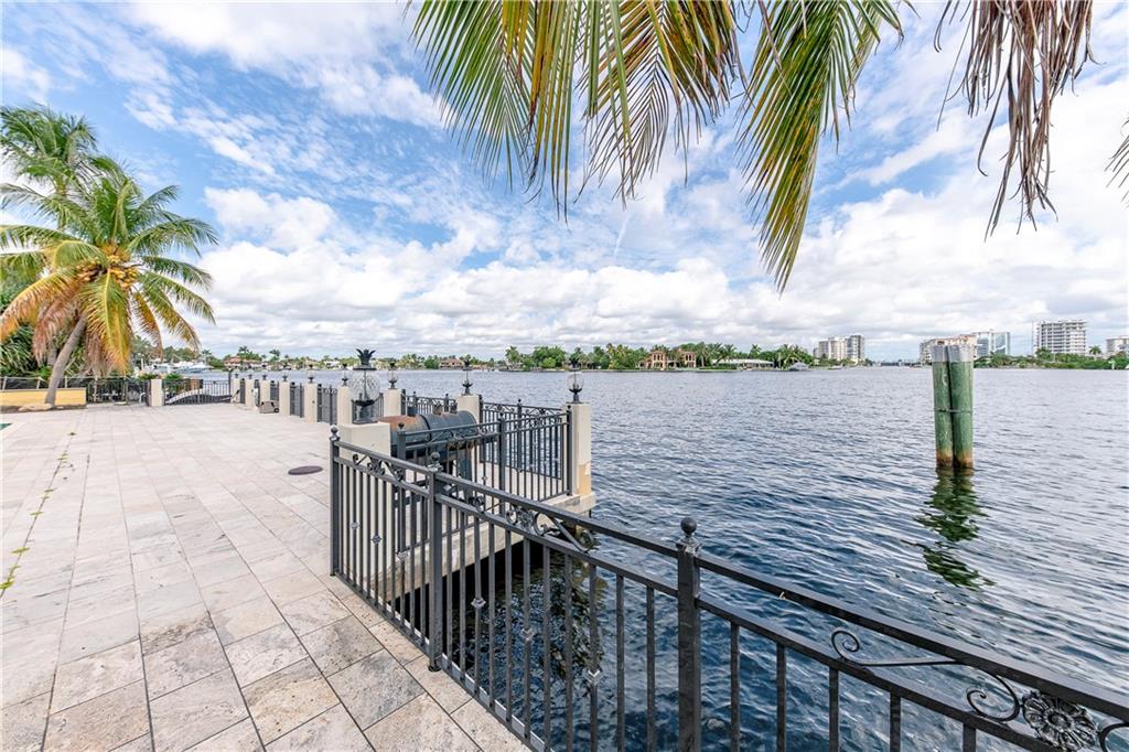 Seven Isles - Residential