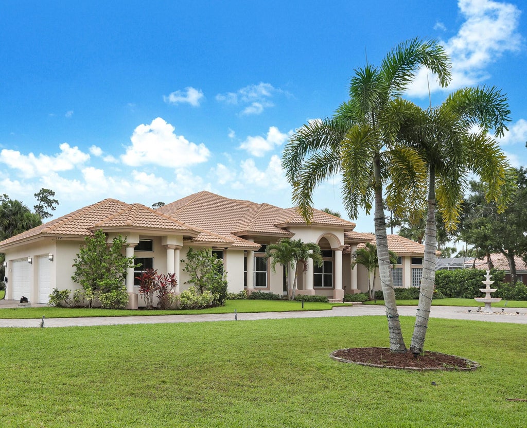 Photo of 142 Brynhurst Court, West Palm Beach, FL 33413 (MLS # B26033406)