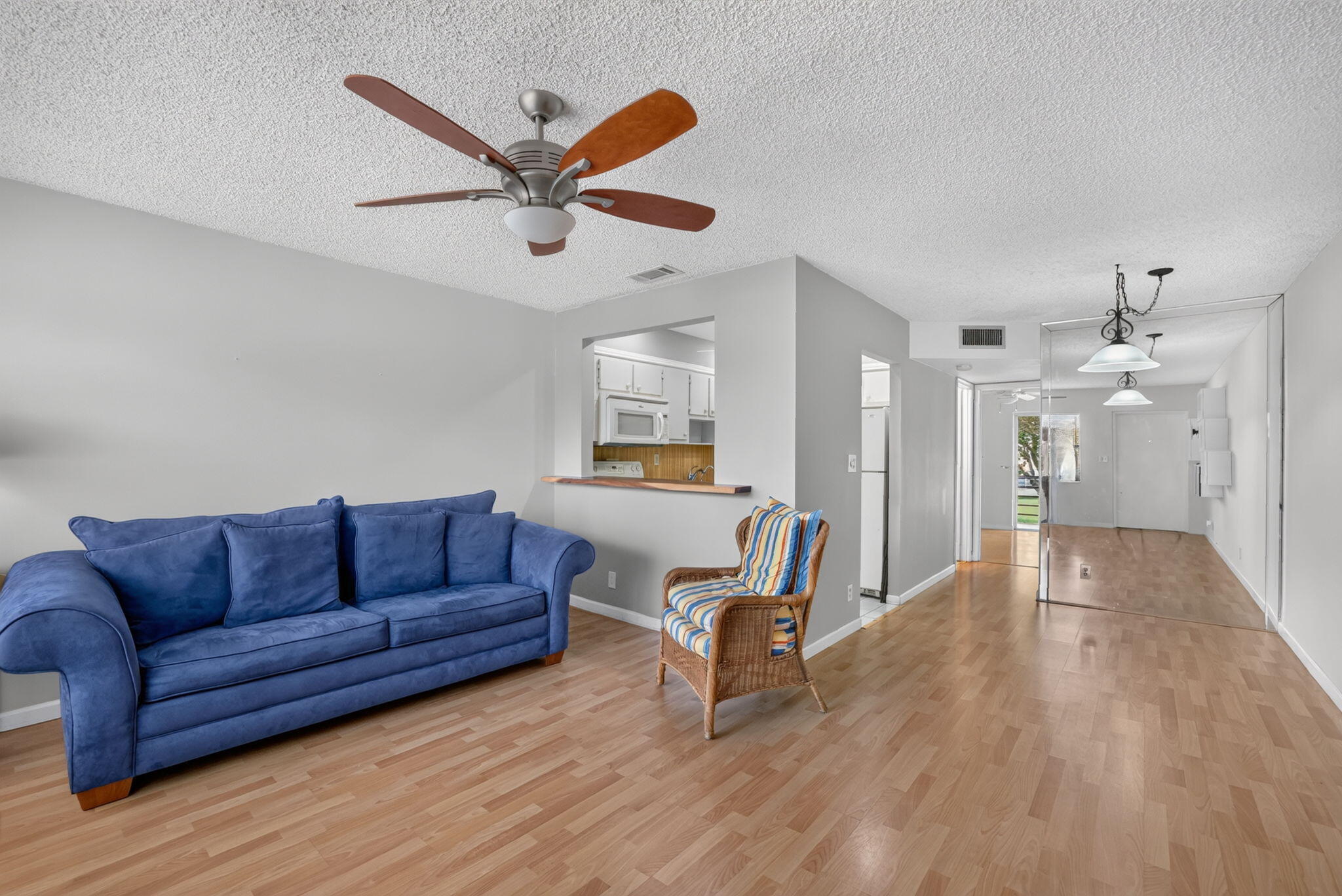 9141 Sunrise Lakes Boulevard 210