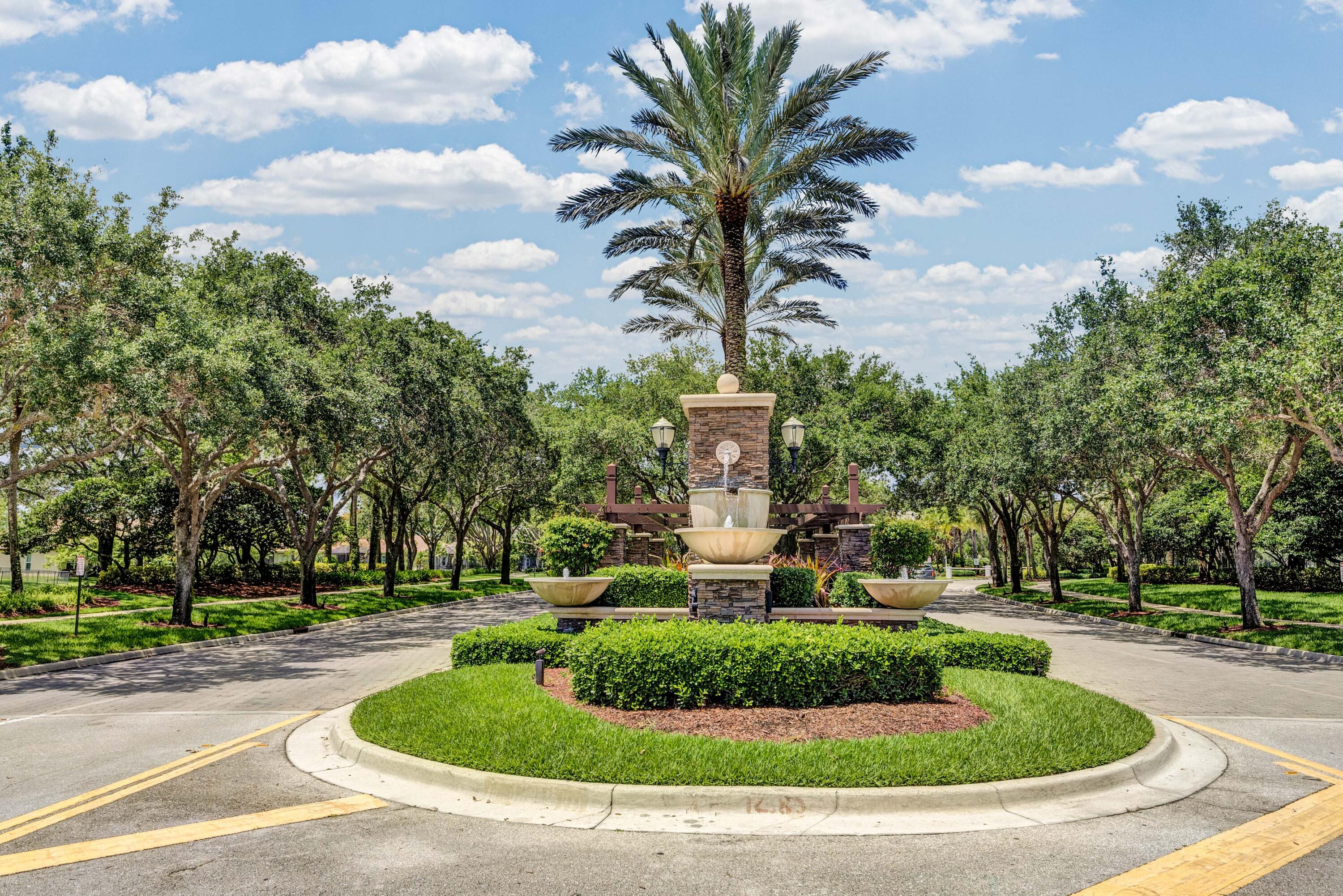 PARKLAND ISLES - Residential