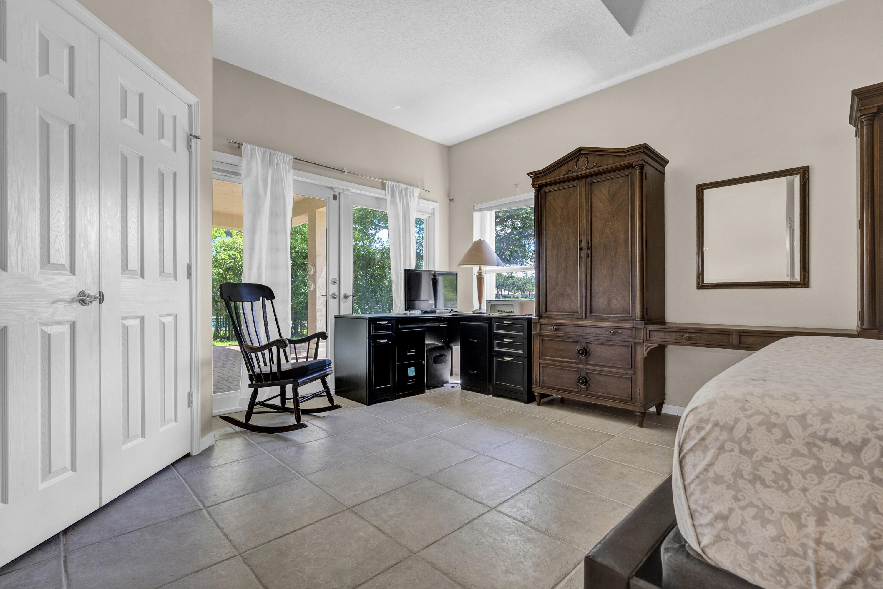 PARKLAND ISLES - Residential