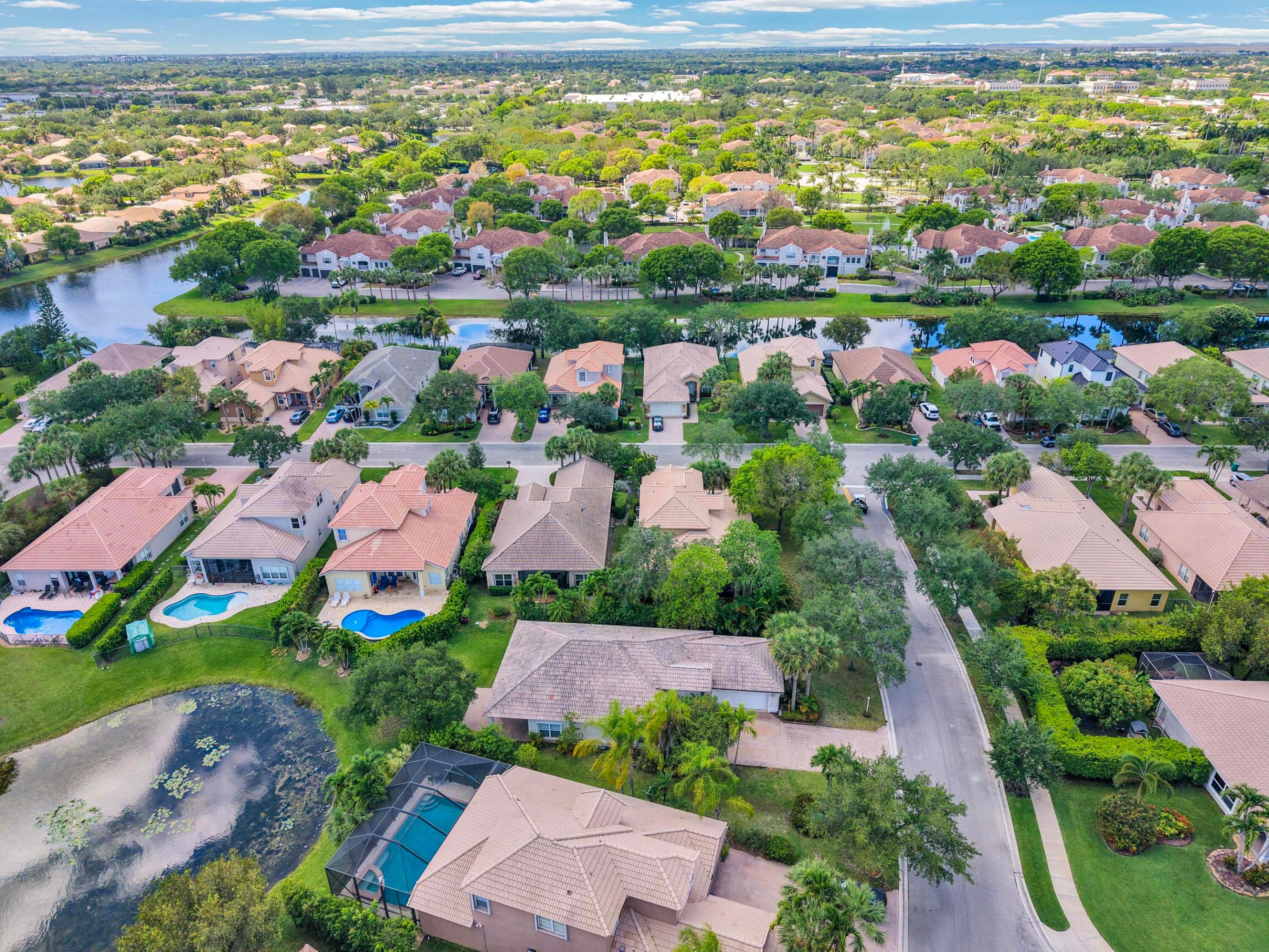 PARKLAND ISLES - Residential