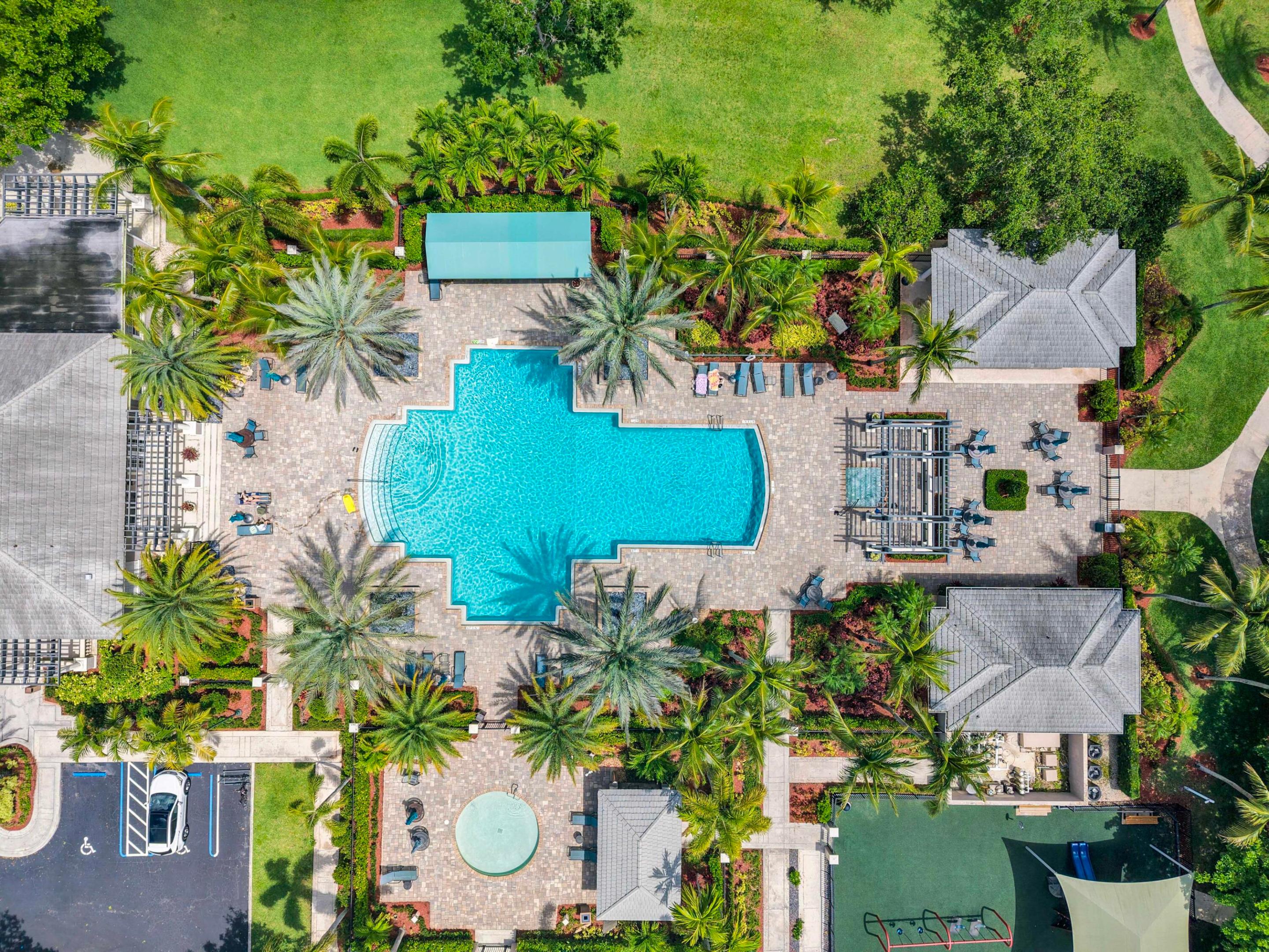 PARKLAND ISLES - Residential