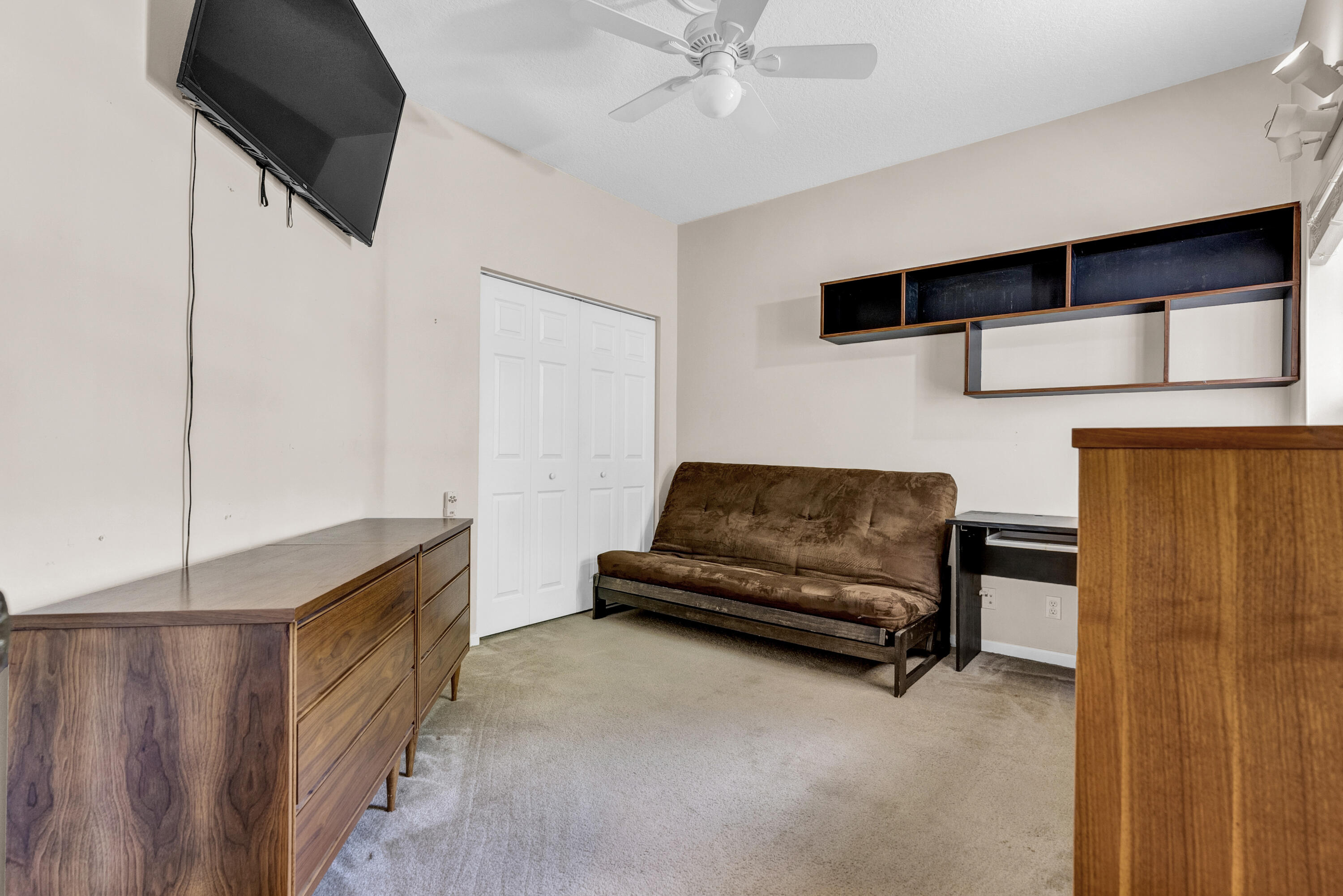 PARKLAND ISLES - Residential