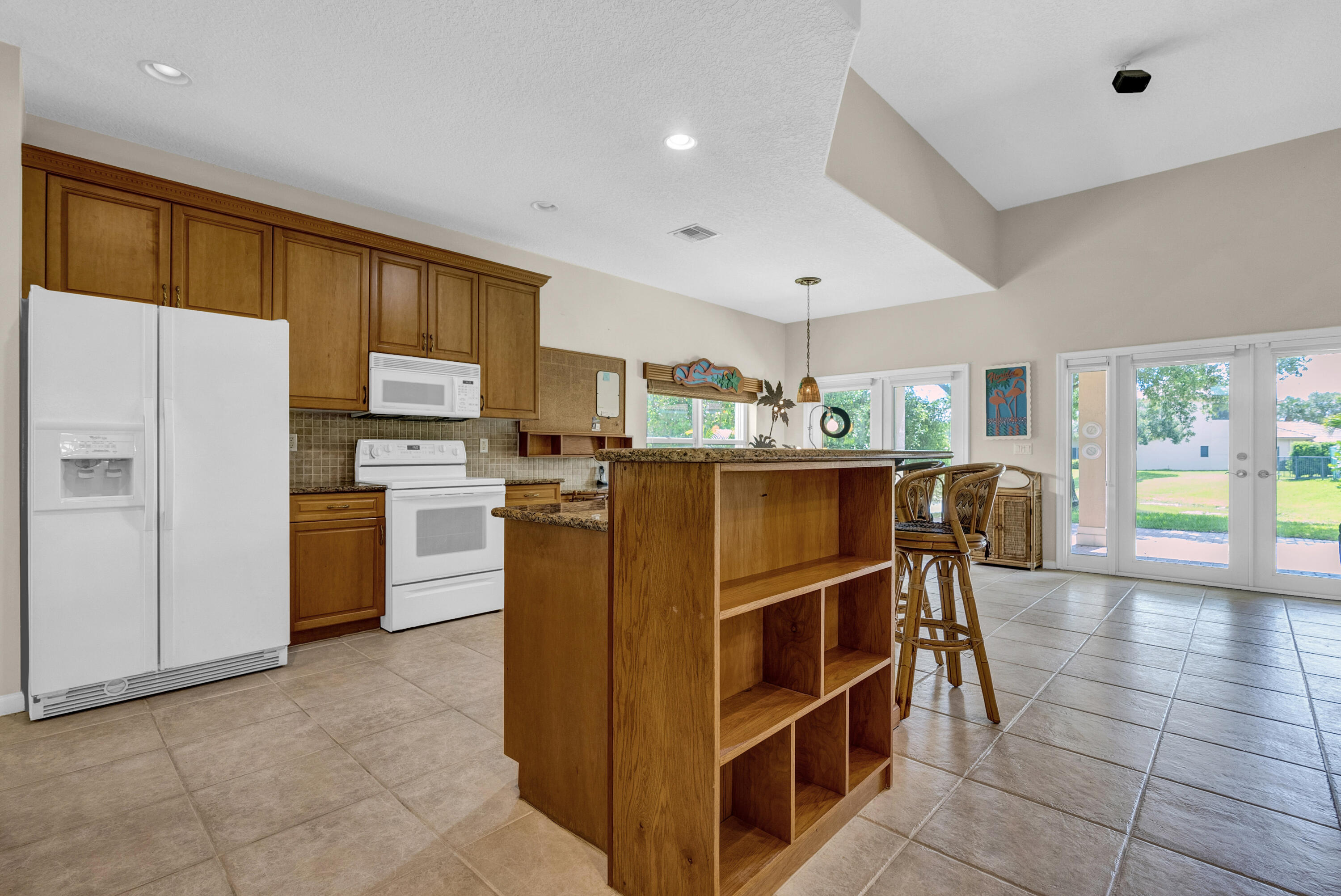 PARKLAND ISLES - Residential