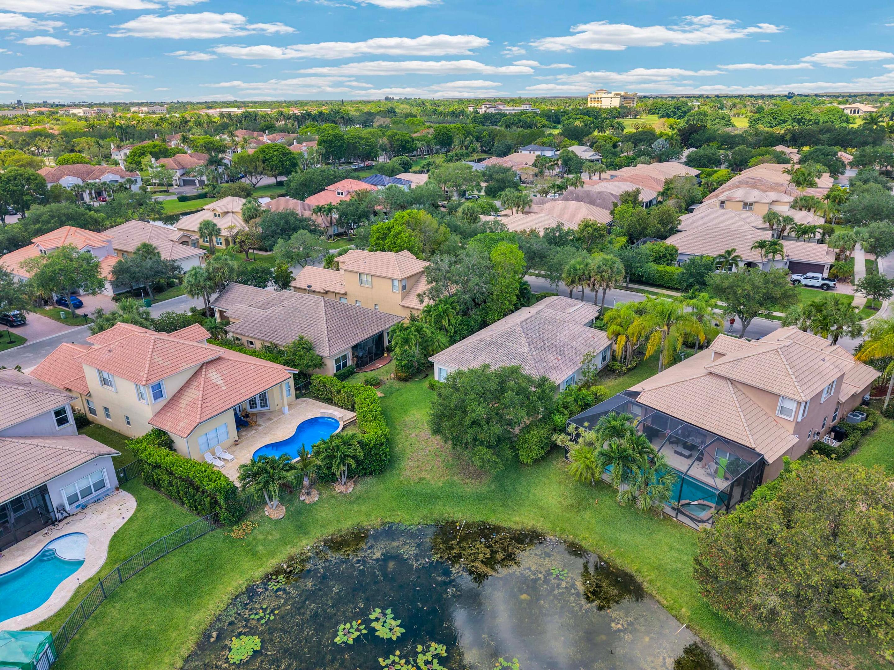 PARKLAND ISLES - Residential