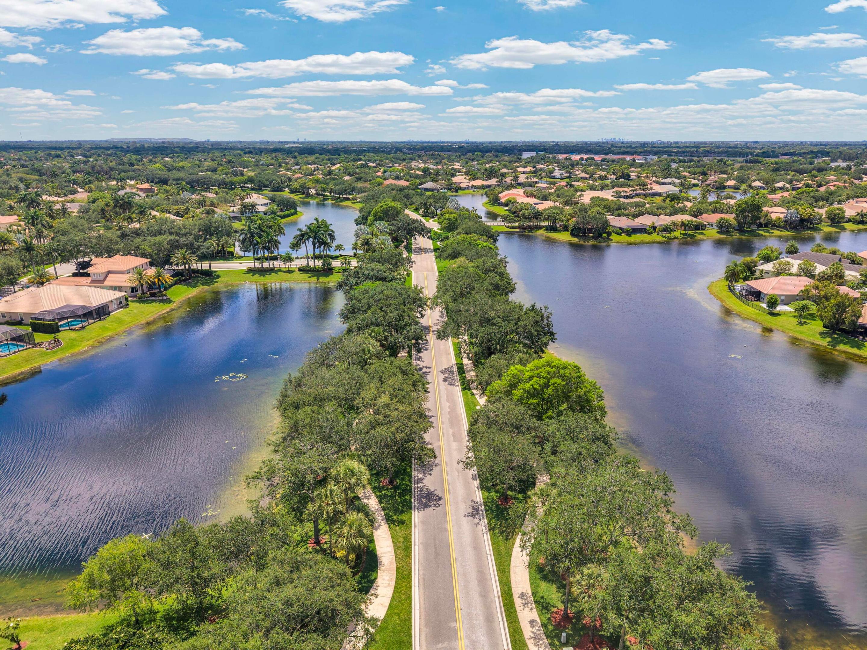 PARKLAND ISLES - Residential