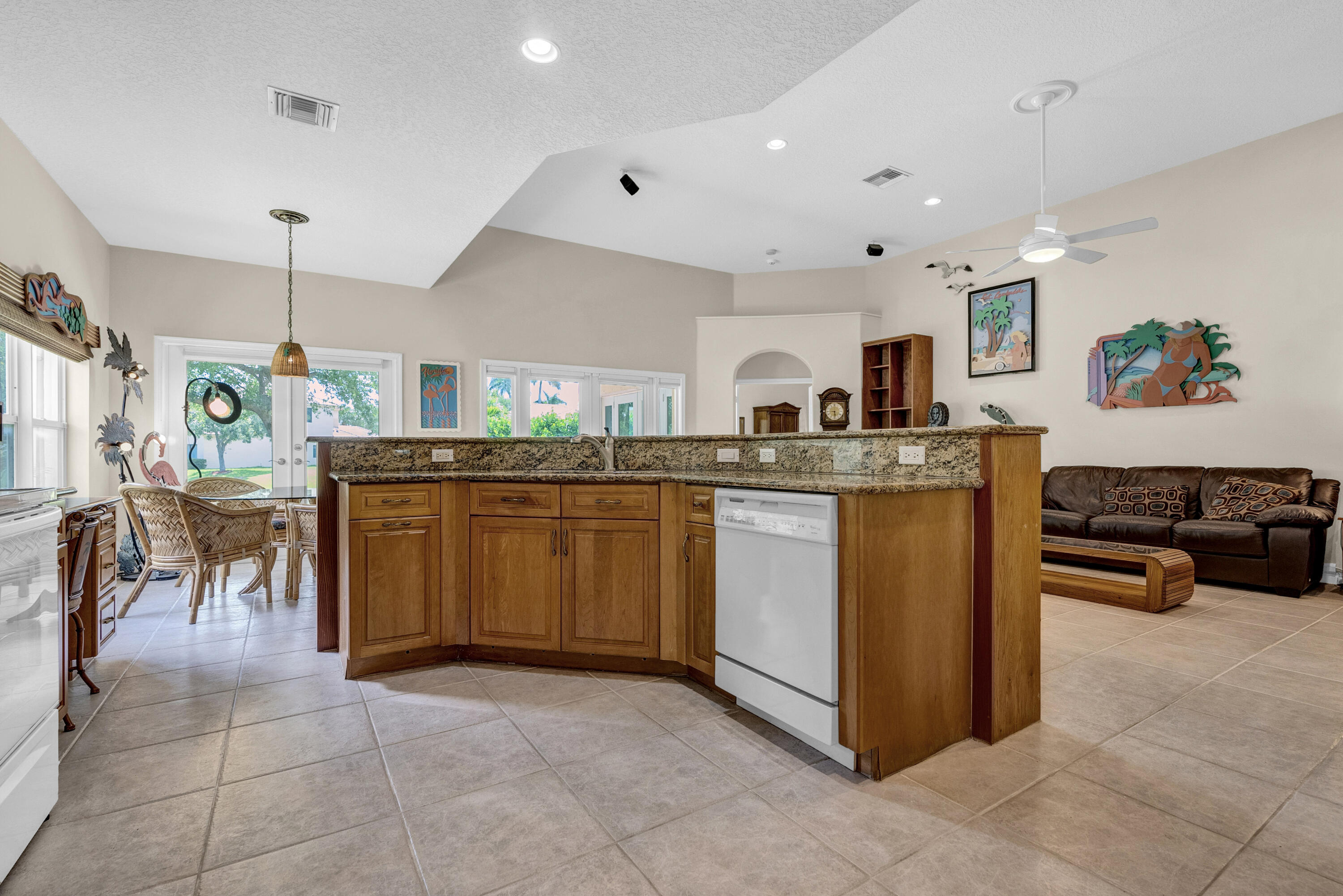 PARKLAND ISLES - Residential