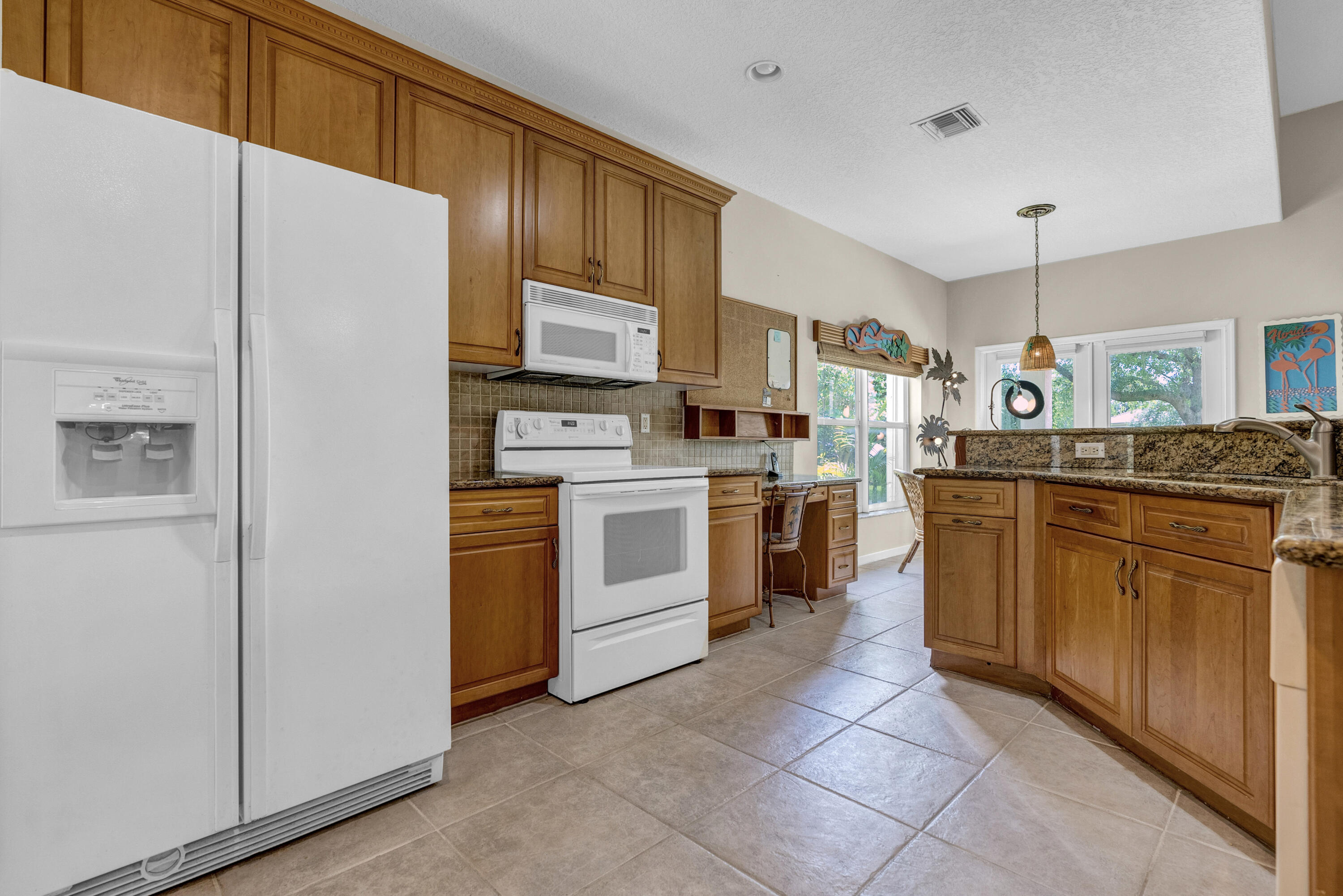 PARKLAND ISLES - Residential