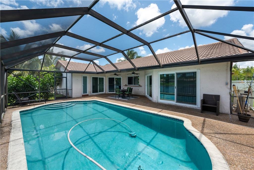 Shadow Wood 80-38 B - Residential