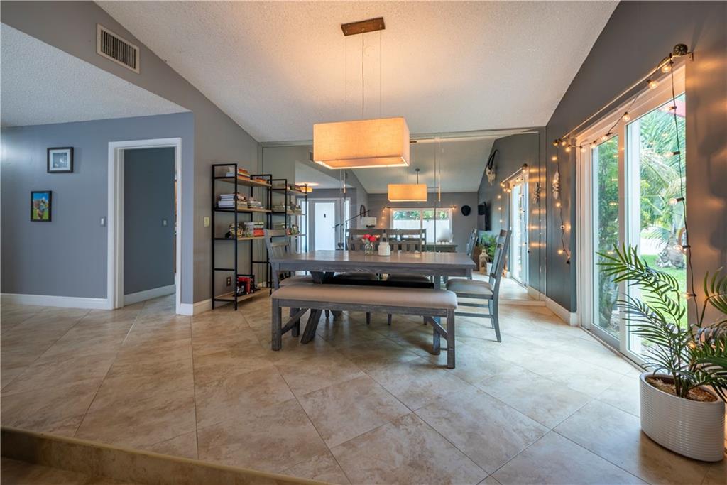 Shadow Wood 80-38 B - Residential