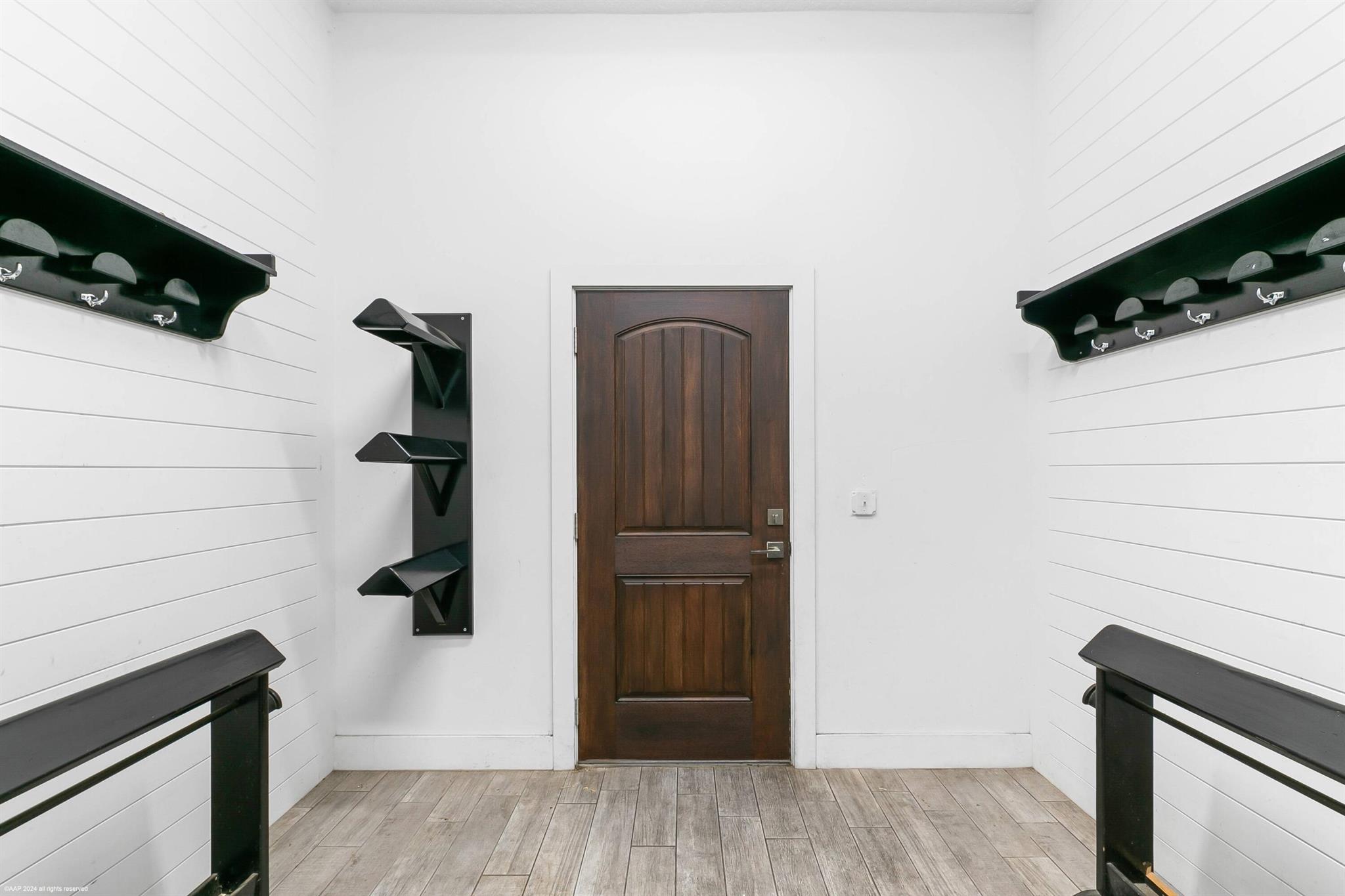 SADDLE TRAIL PARK OF WELL - Residential