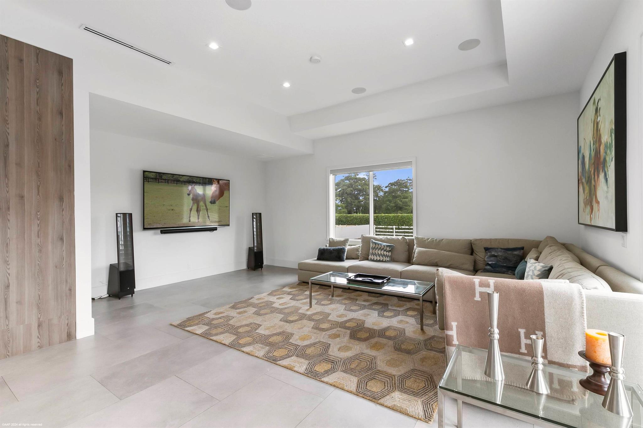 SADDLE TRAIL PARK OF WELL - Residential