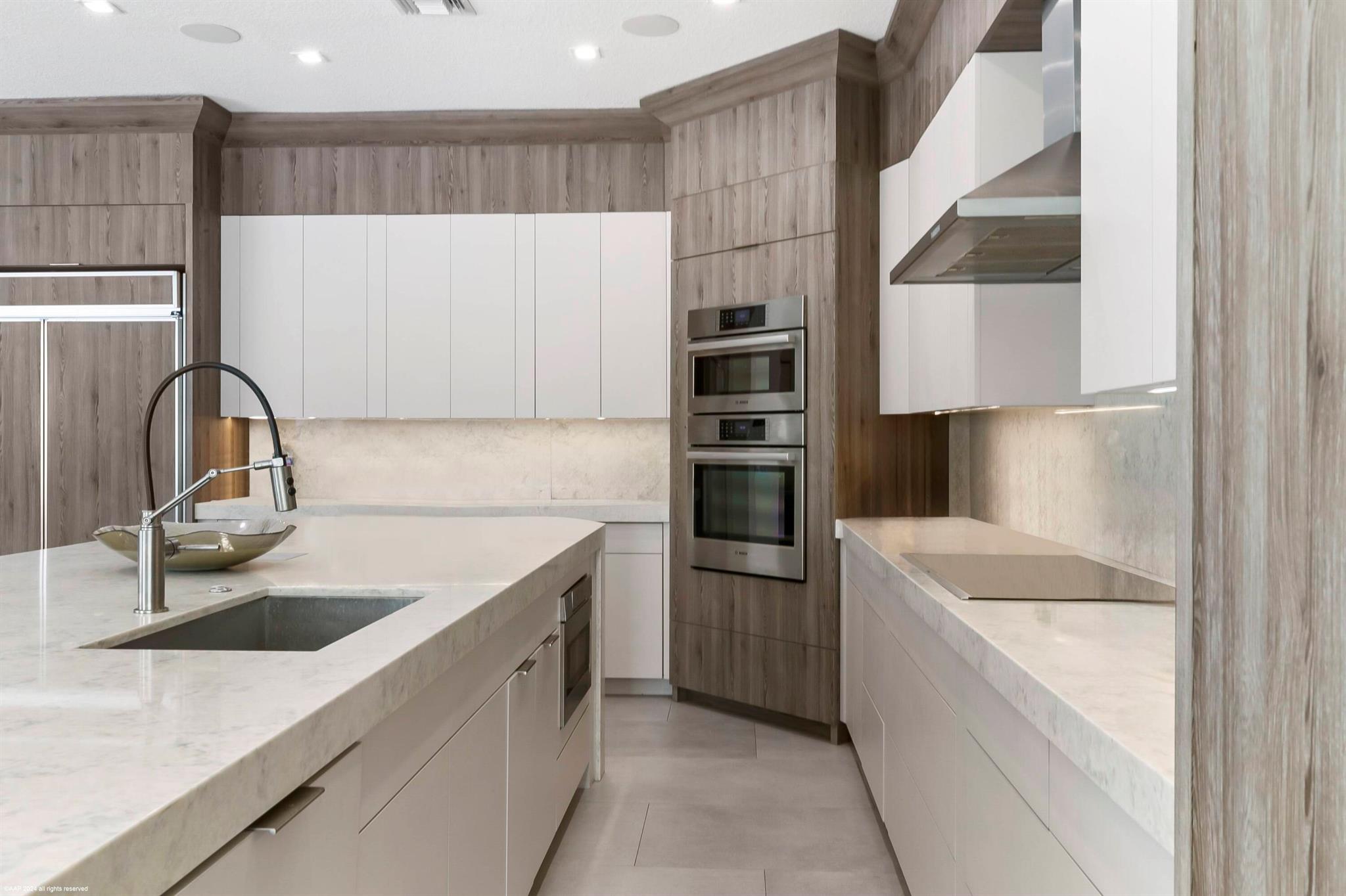 SADDLE TRAIL PARK OF WELL - Residential