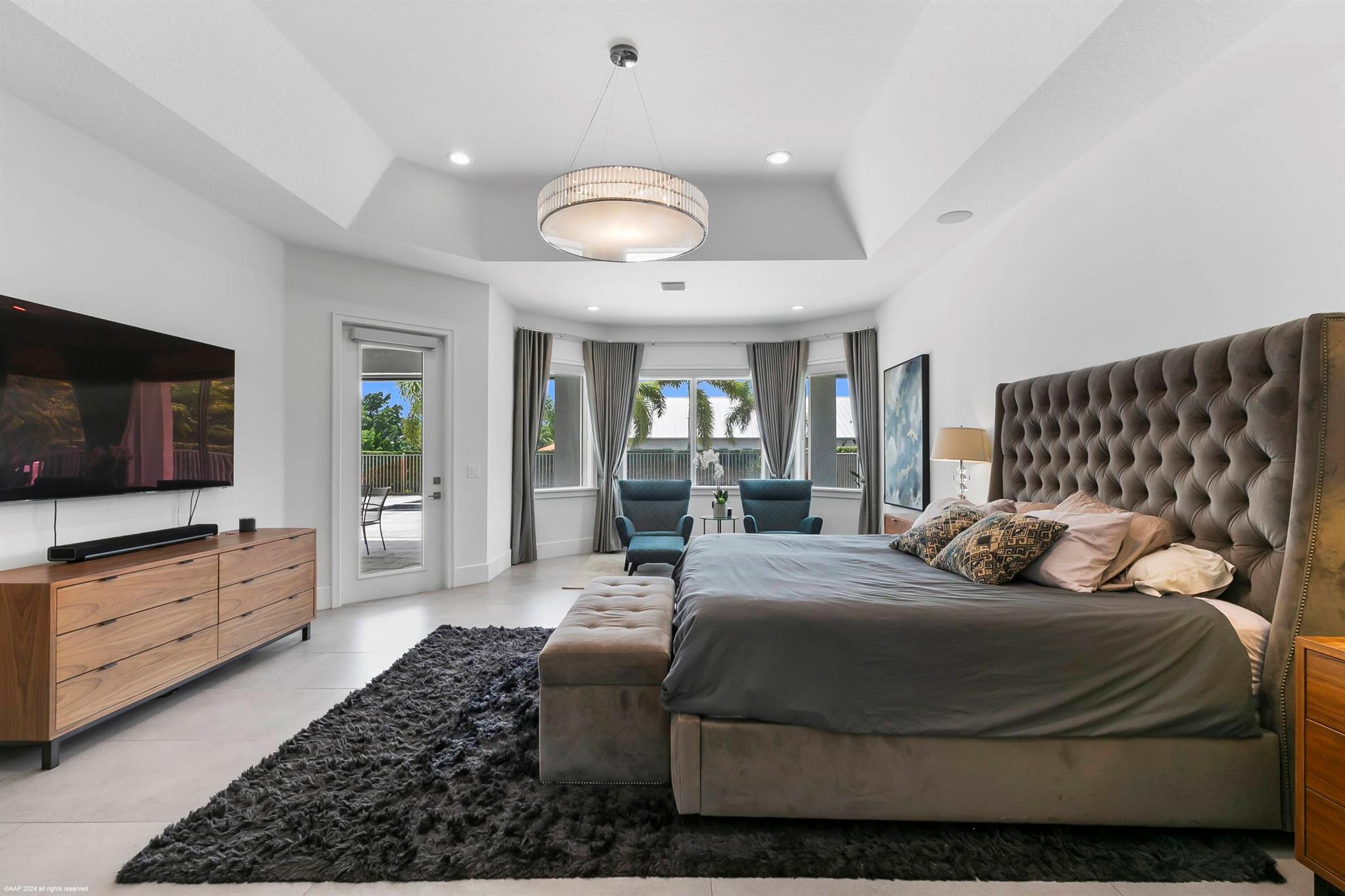 SADDLE TRAIL PARK OF WELL - Residential