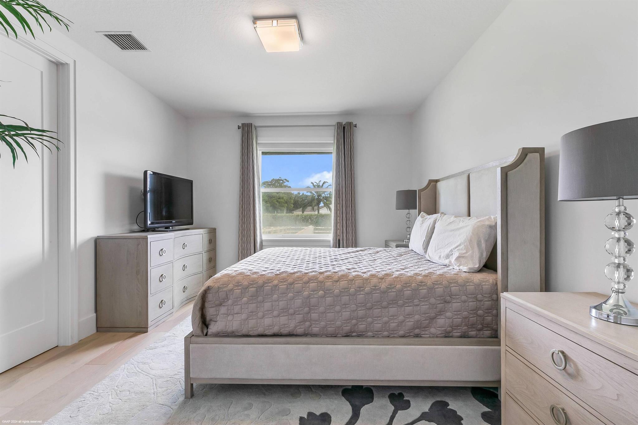 SADDLE TRAIL PARK OF WELL - Residential