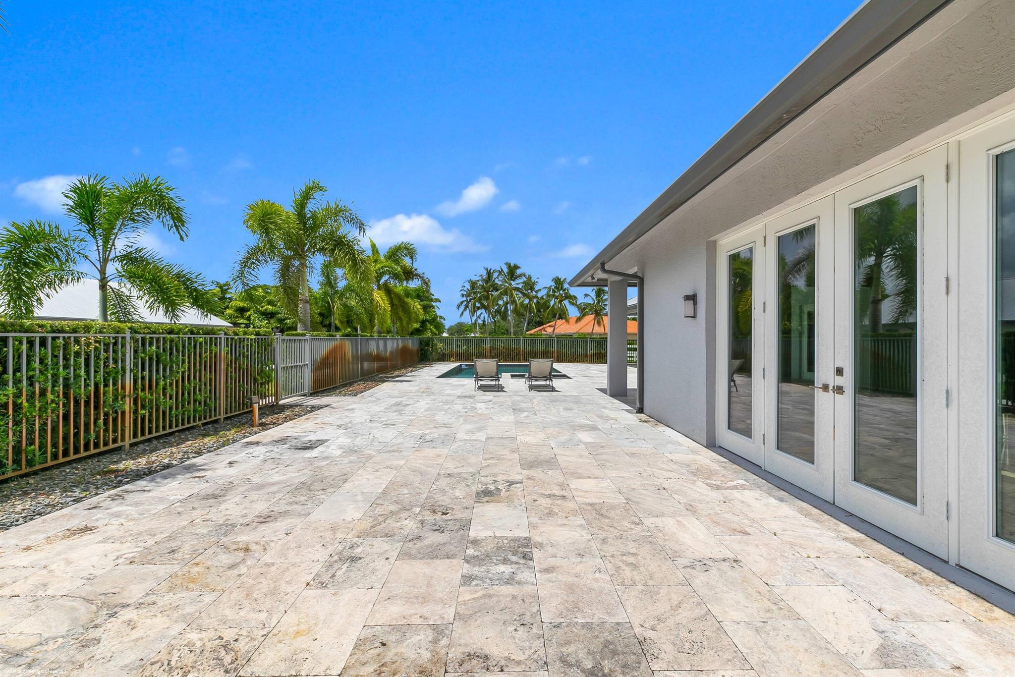 SADDLE TRAIL PARK OF WELL - Residential