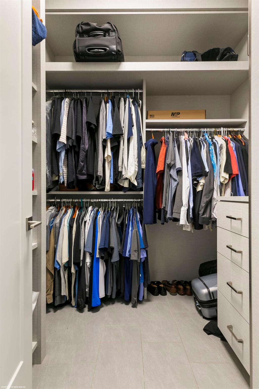 SADDLE TRAIL PARK OF WELL - Residential