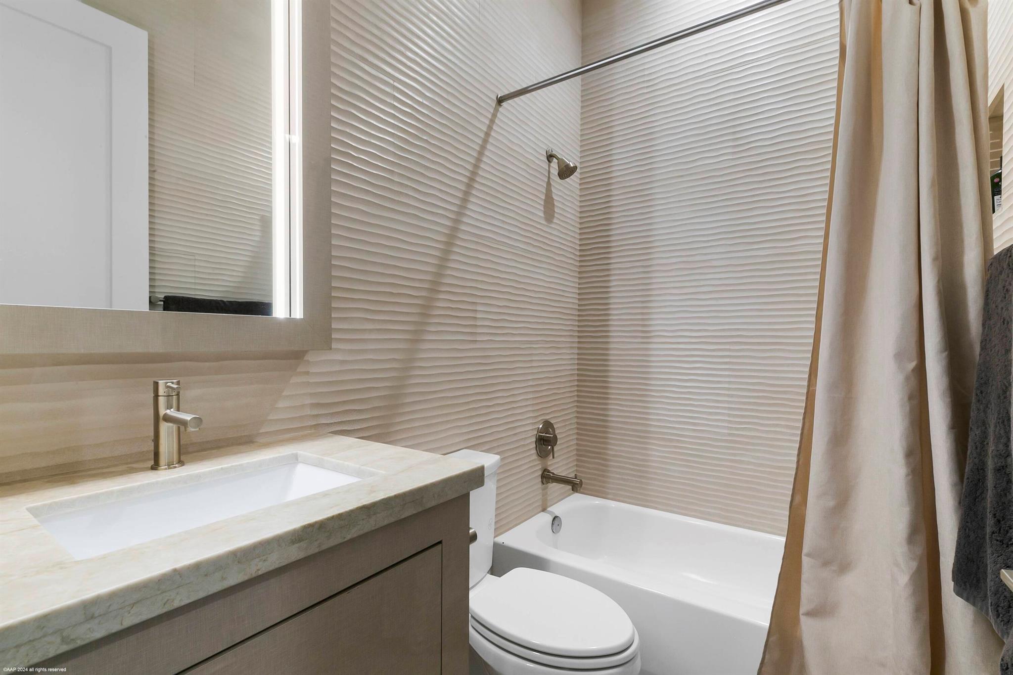 SADDLE TRAIL PARK OF WELL - Residential