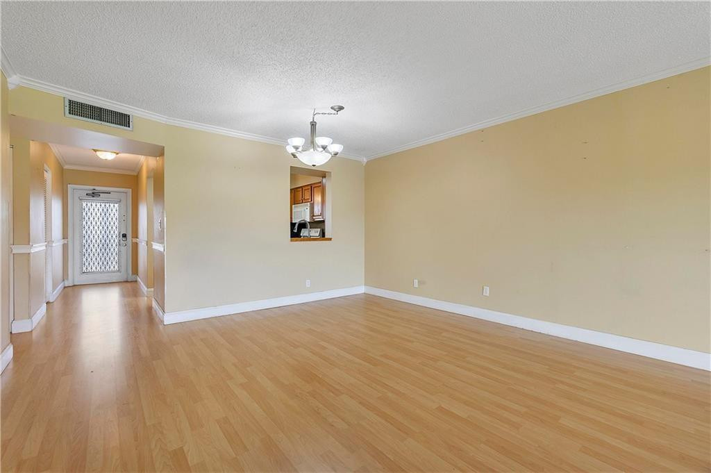 7210 Lake Circle Drive 306