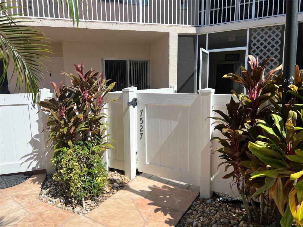KINGS POINT - Residential