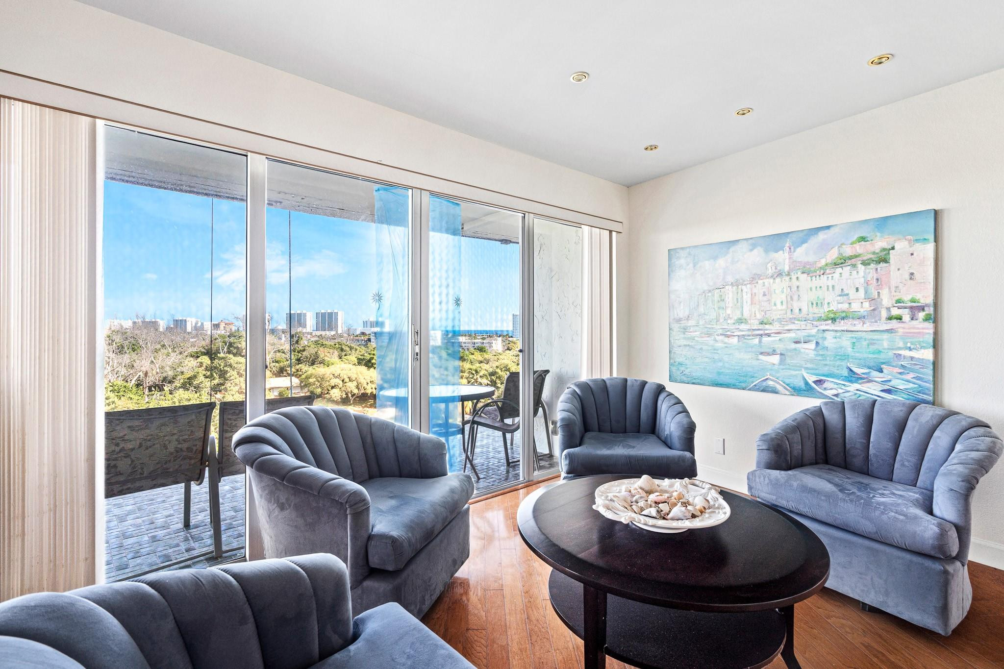 Hillsboro Cove - Residential