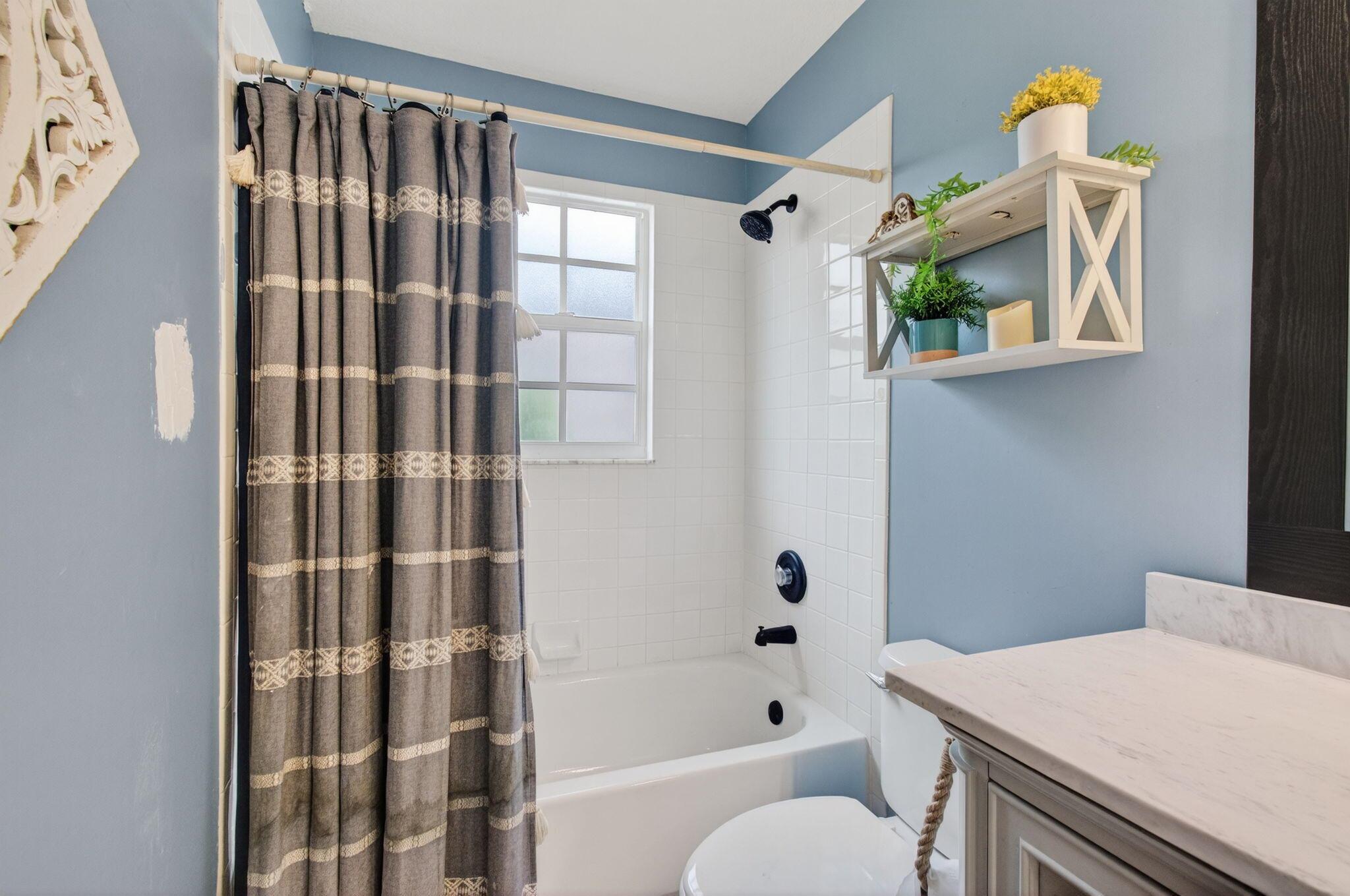 NEWPORT COVE - Residential