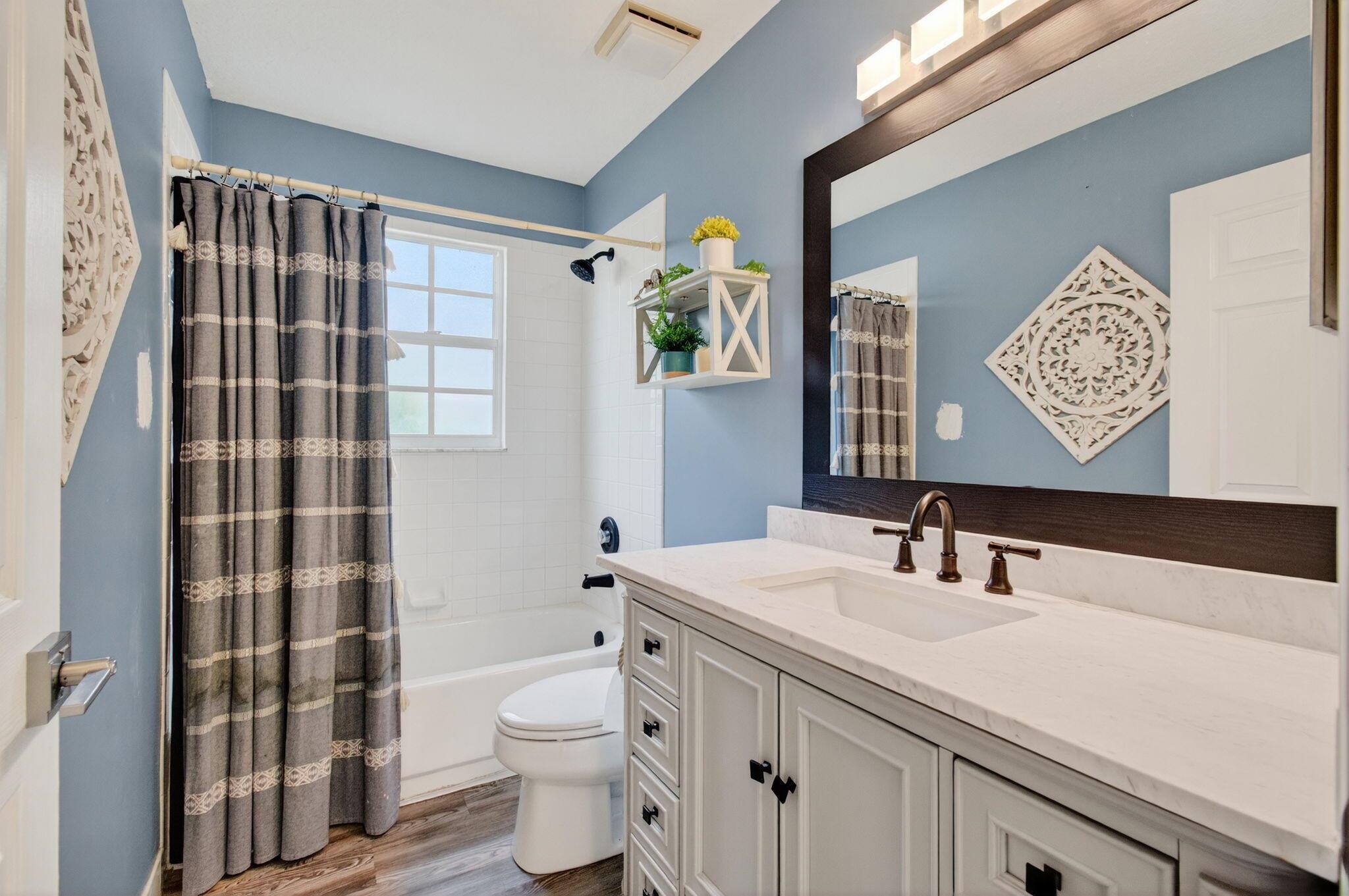 NEWPORT COVE - Residential