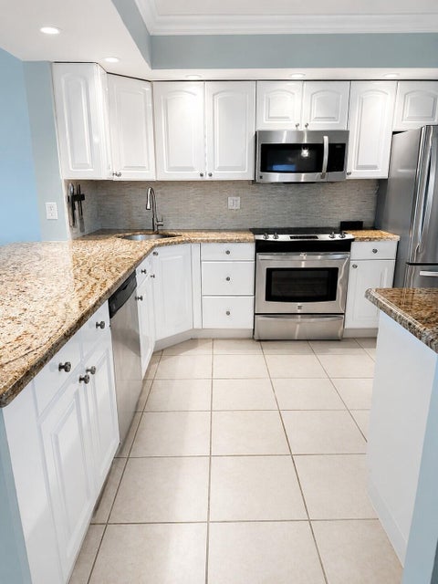 Tiny photo for 3111 NE 51st Street #301c, Fort Lauderdale, FL 33308 (MLS # B26049303)