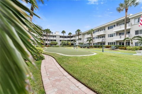 Condominium in Hillsboro Beach FL 1198 Hillsboro Mile 14.jpg