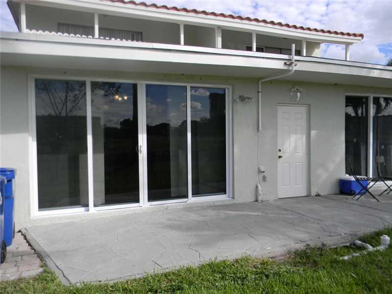 CORAL SPRINGS VILLAGE GRN - Residential Lease