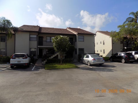 Photo of 7674 TAHITI Lane #106, Lake Worth, FL 33467 (MLS # B26086769)