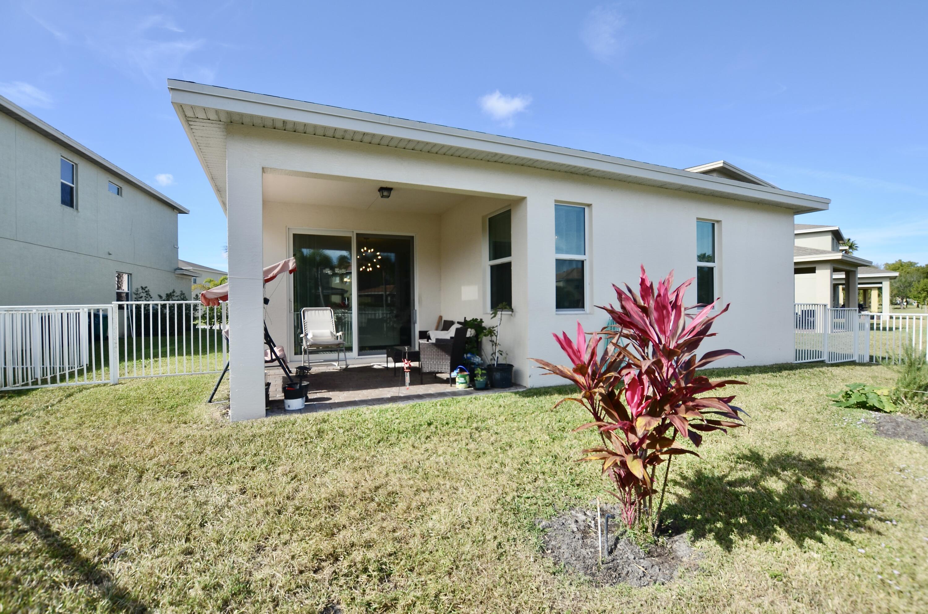 VIZCAYA FALLS PLAT 2 - Residential