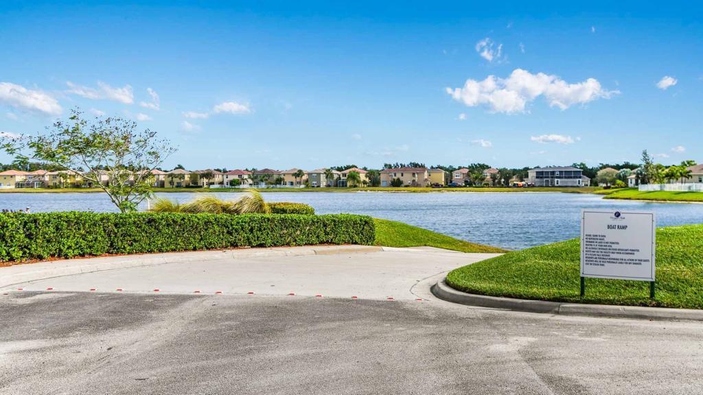 VIZCAYA FALLS PLAT 2 - Residential