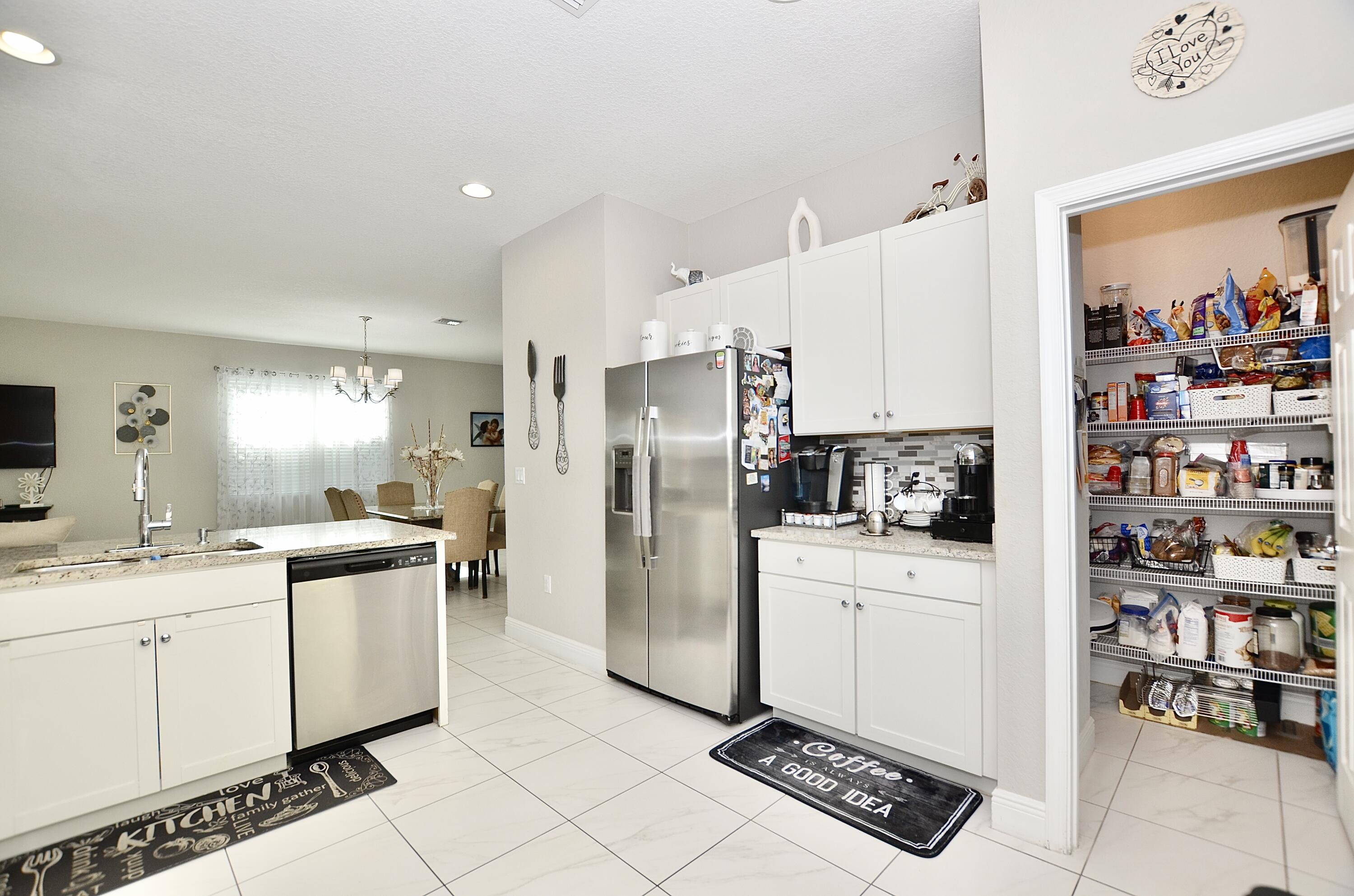 VIZCAYA FALLS PLAT 2 - Residential