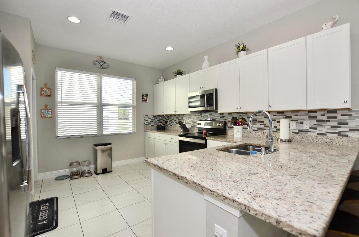 VIZCAYA FALLS PLAT 2 - Residential