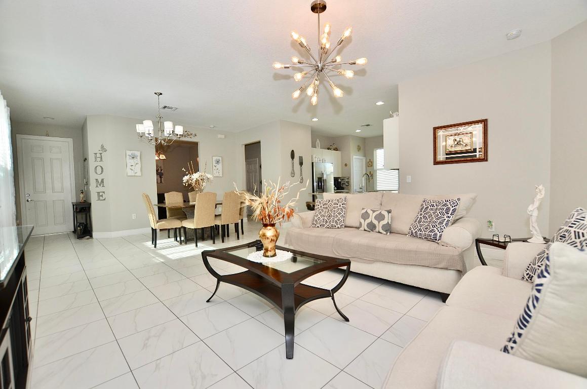 VIZCAYA FALLS PLAT 2 - Residential