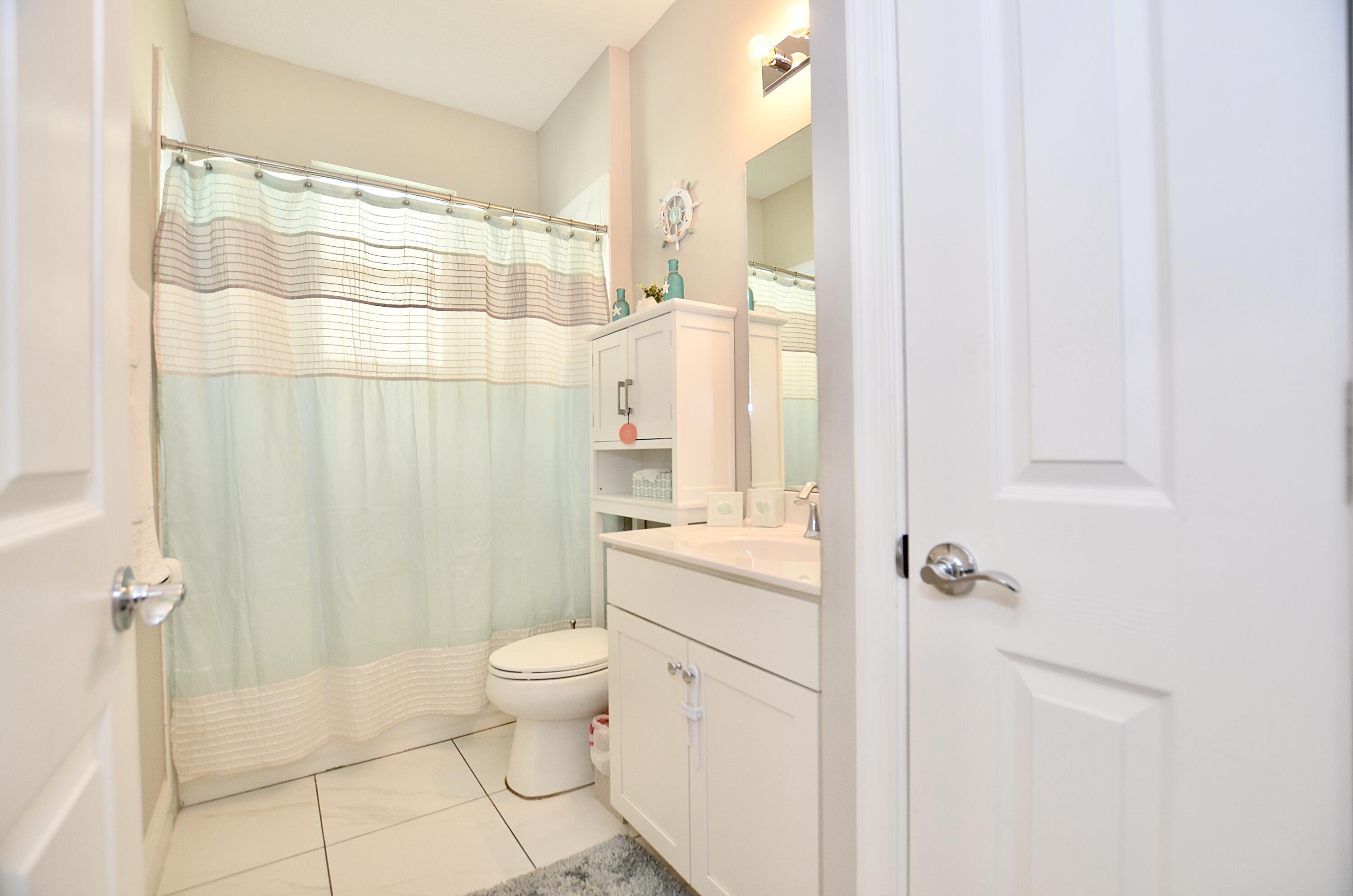 VIZCAYA FALLS PLAT 2 - Residential