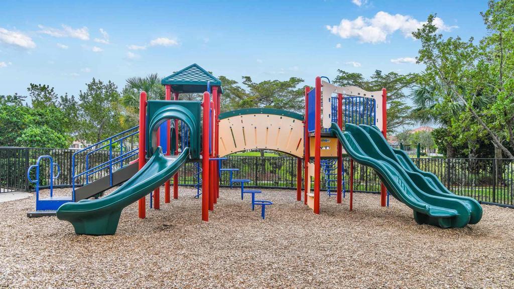 VIZCAYA FALLS PLAT 2 - Residential